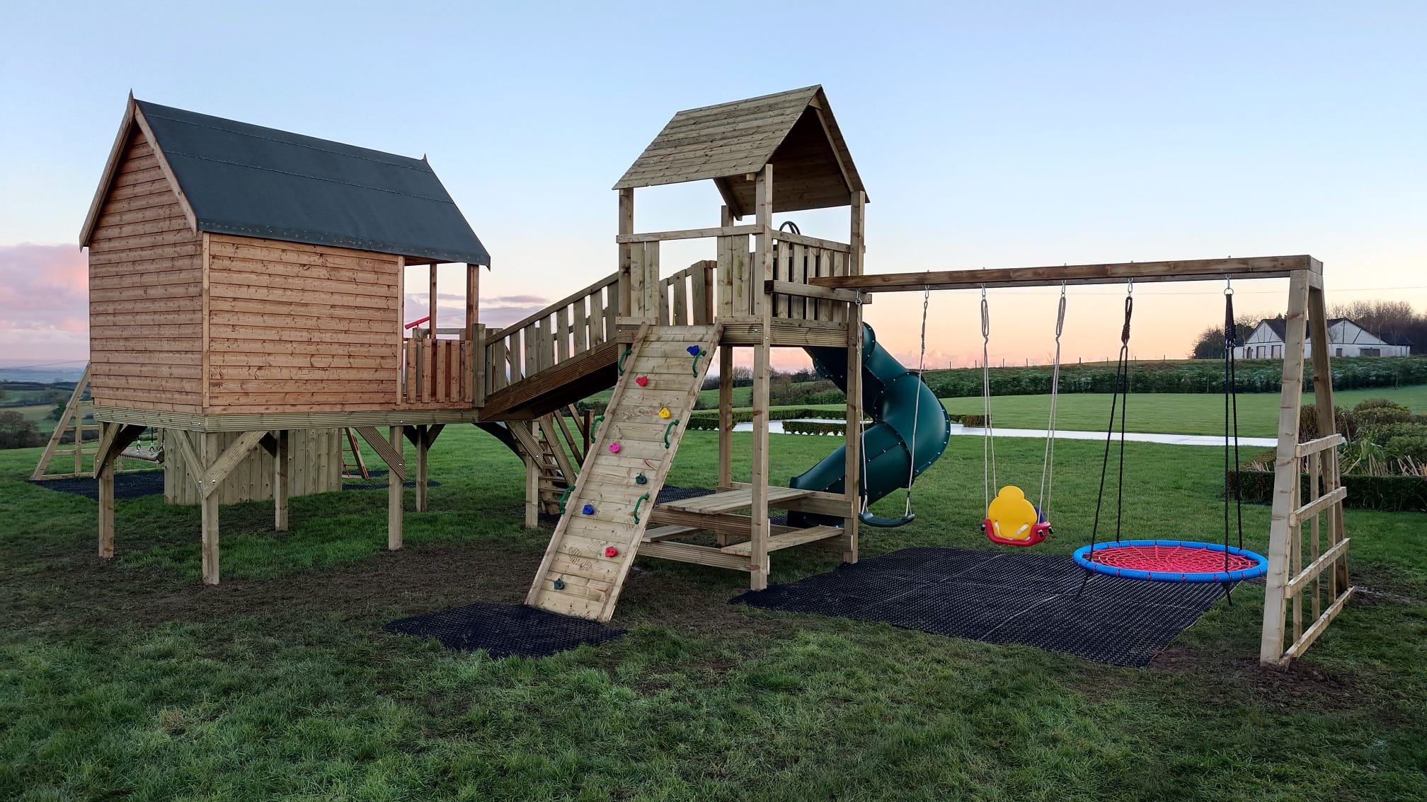 5efda923-1bb0-4dd9-bd4c-fc74eac86376 5efda923-1bb0-4dd9-bd4c-fc74eac86376