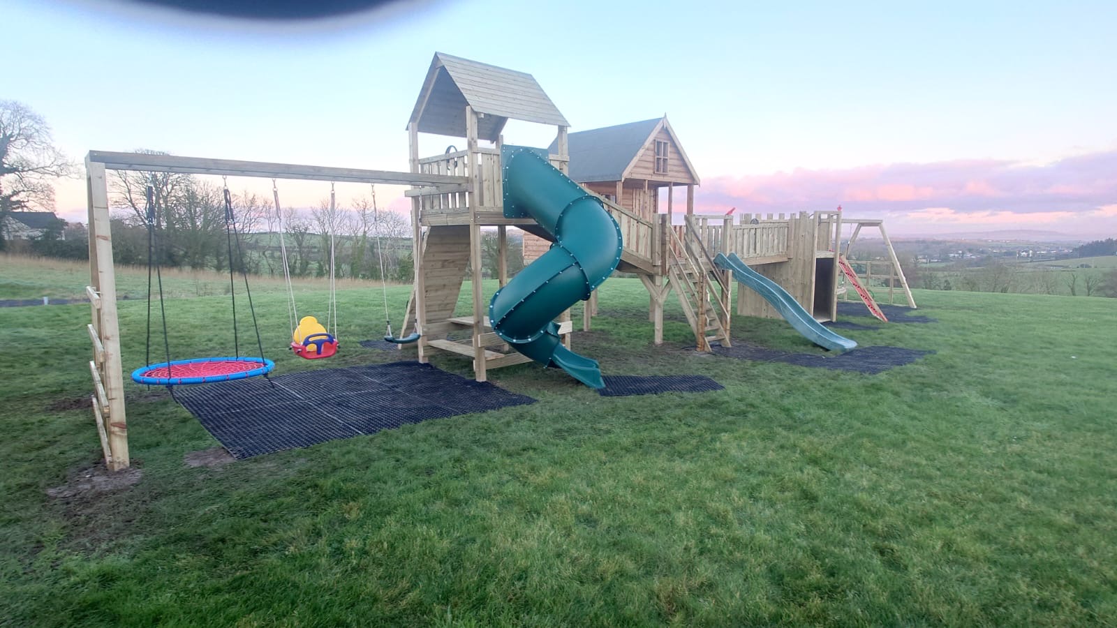 a6f7d54a-ae98-48f7-8193-e53dee82cdf3 a6f7d54a-ae98-48f7-8193-e53dee82cdf3